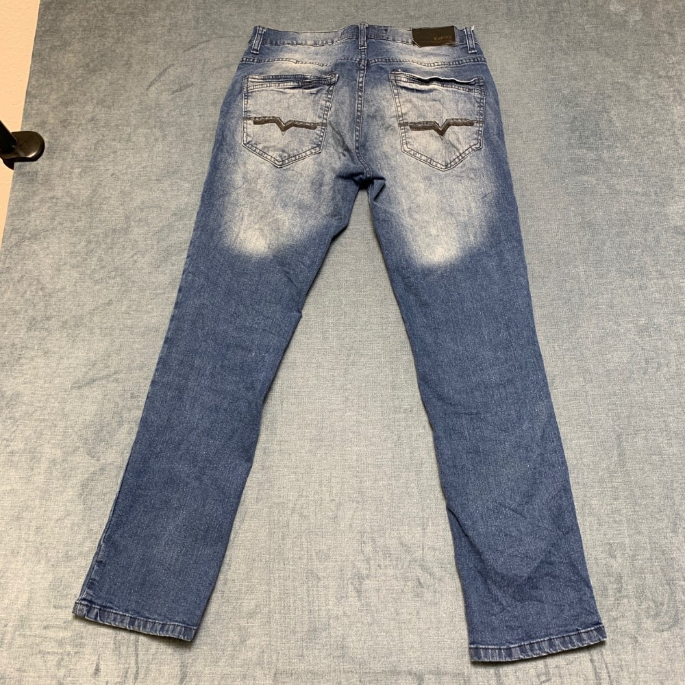 Cultura Jeans Men 32x30 Blue Denim Medium Wash 5-Pockets Distressed Straight Leg